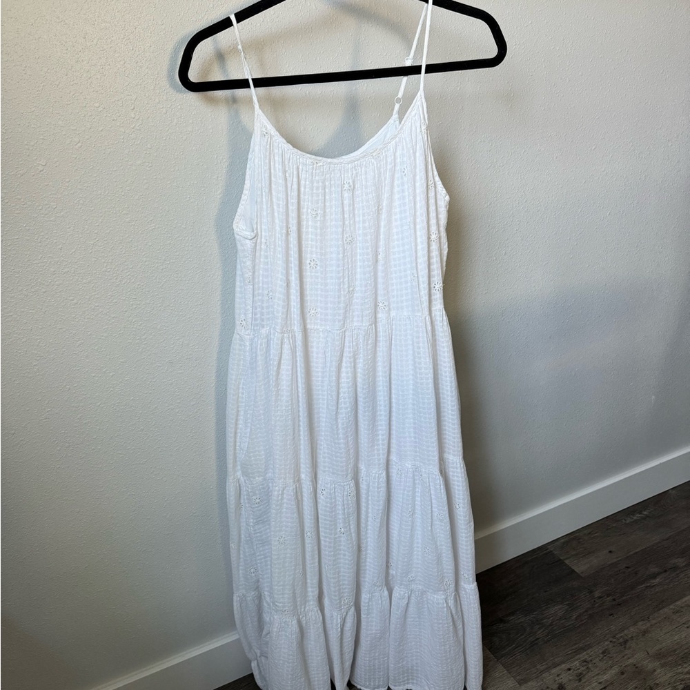 Universal Thread White Pleated Maxi Sundress